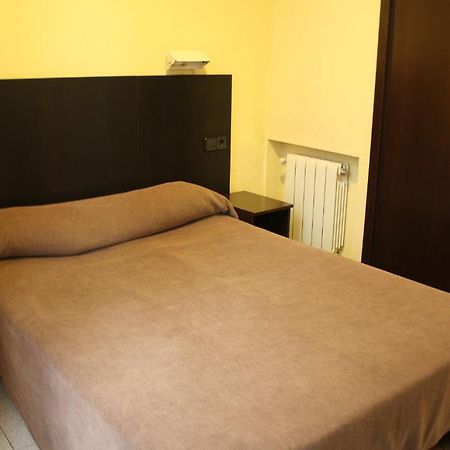 Hostal Baires Barcelone Extérieur photo